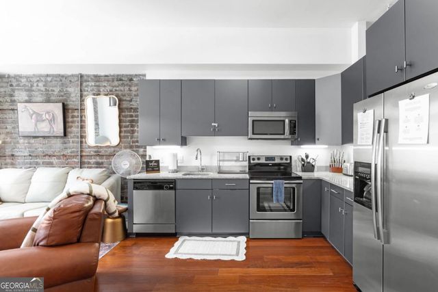 310 W Broughton Street 2011, Savannah, GA 31401