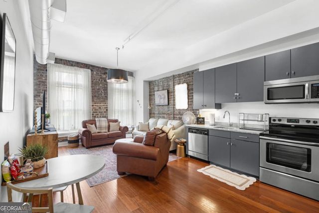 310 W Broughton Street 2011, Savannah, GA 31401