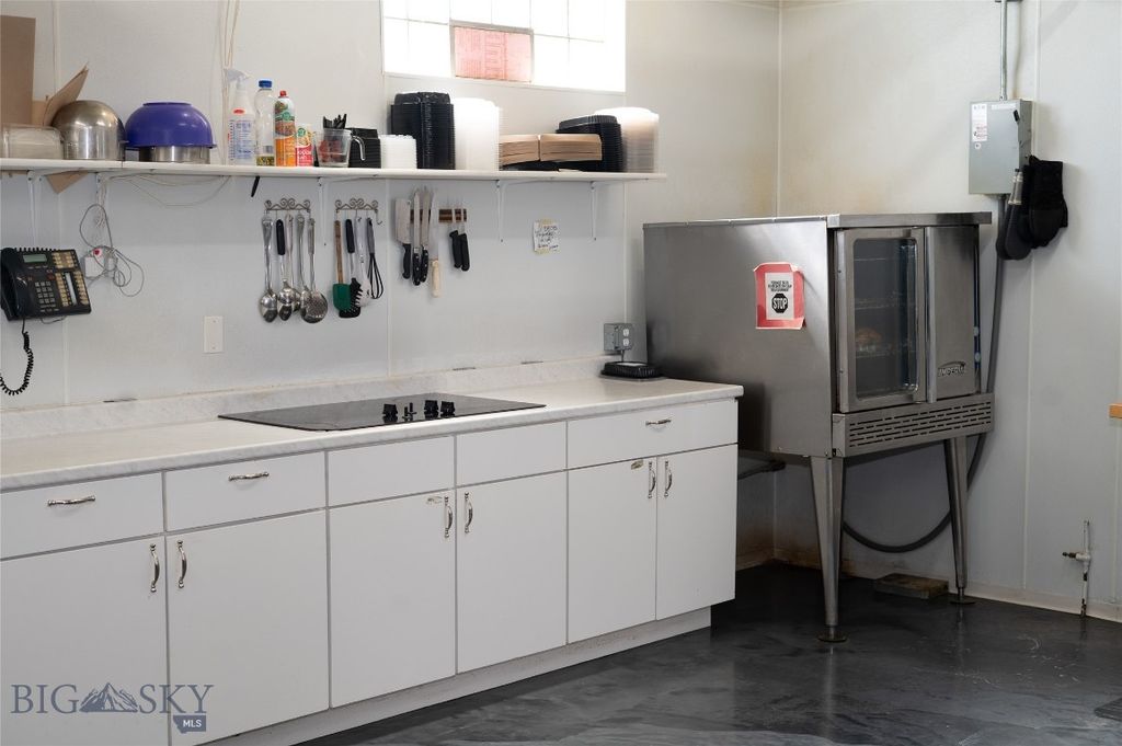 207 3rd Street NE, Harlowton, MT 59036 photo 24