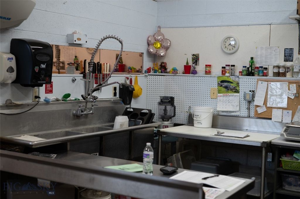 207 3rd Street NE, Harlowton, MT 59036 photo 35