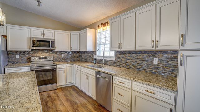 417 Old Embreeville Road, Jonesborough, TN 37659