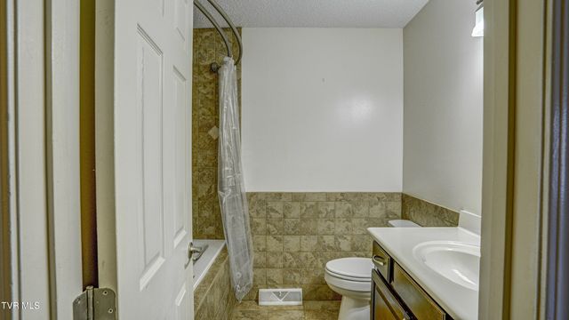 417 Old Embreeville Road, Jonesborough, TN 37659