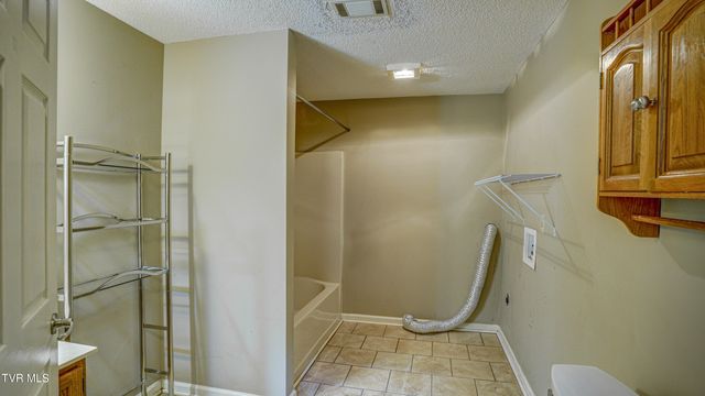 417 Old Embreeville Road, Jonesborough, TN 37659