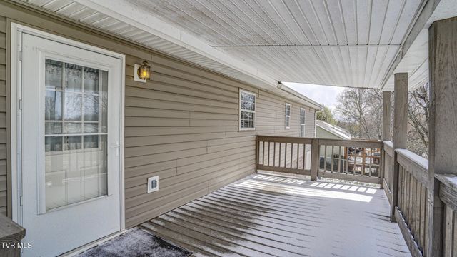 417 Old Embreeville Road, Jonesborough, TN 37659