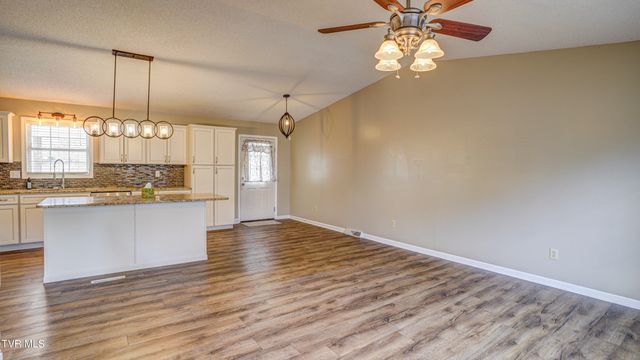 417 Old Embreeville Road, Jonesborough, TN 37659