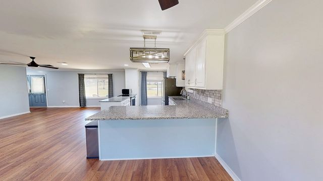 6615 State Line Road, Cottonwood, AL 36320