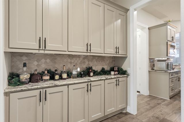 11219 Hillside Knoll Lane, Cypress, TX 77433