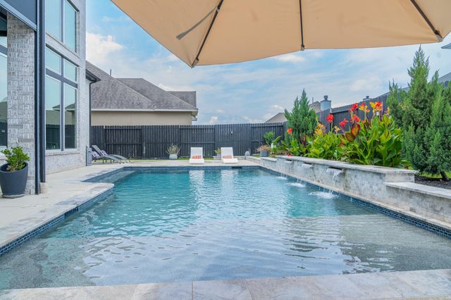 11219 Hillside Knoll Lane, Cypress, TX 77433