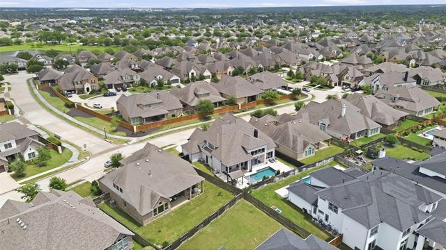 11219 Hillside Knoll Lane, Cypress, TX 77433