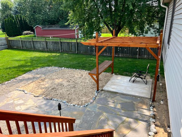 2860 104th Avenue, Zeeland, MI 49464