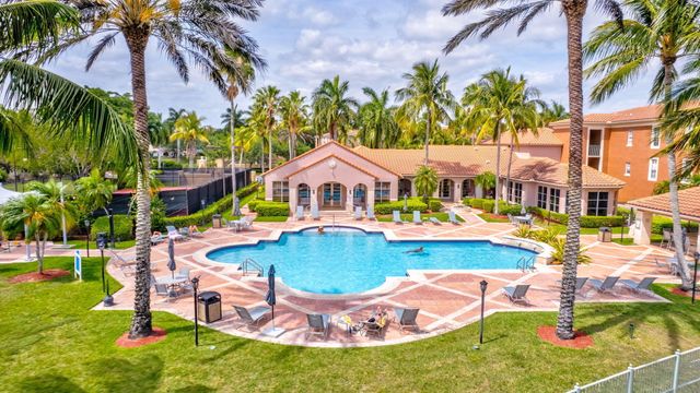 11760 Saint Andrews Place 204, Wellington, FL 33414