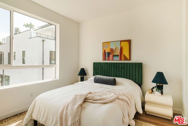 3851 N Riley Lane, Los Angeles, CA 90065