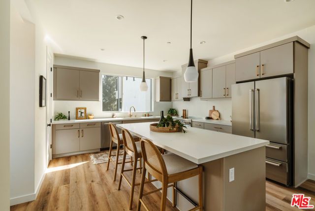 3851 N Riley Lane, Los Angeles, CA 90065