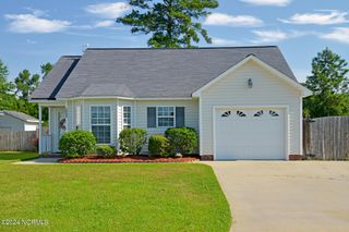 2008 Penncross Drive, Greenville, NC 27834