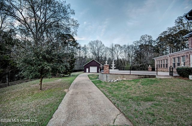 2743 Highway 80 East, Brandon, MS 39042