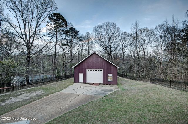 2743 Highway 80 East, Brandon, MS 39042
