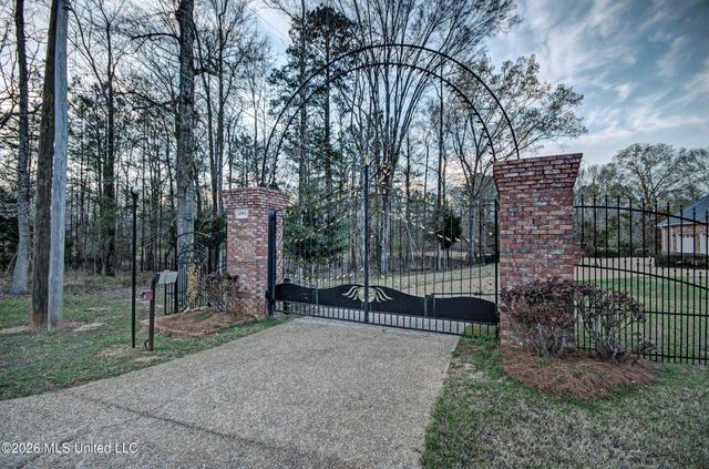 2743 Highway 80 East, Brandon, MS 39042