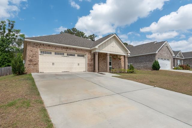 632 Ridgeland Rd, Dothan, AL 36301