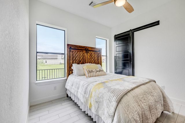 11650 Renaissance Drive, Montgomery, TX 77356