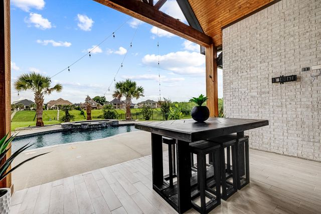 11650 Renaissance Drive, Montgomery, TX 77356