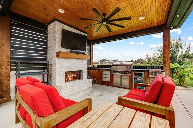 11650 Renaissance Drive, Montgomery, TX 77356