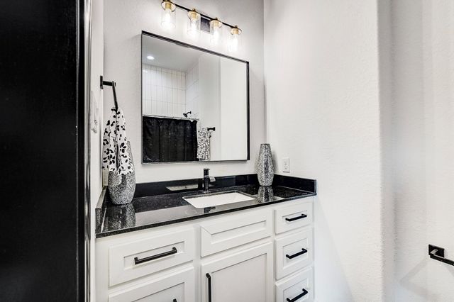 11650 Renaissance Drive, Montgomery, TX 77356
