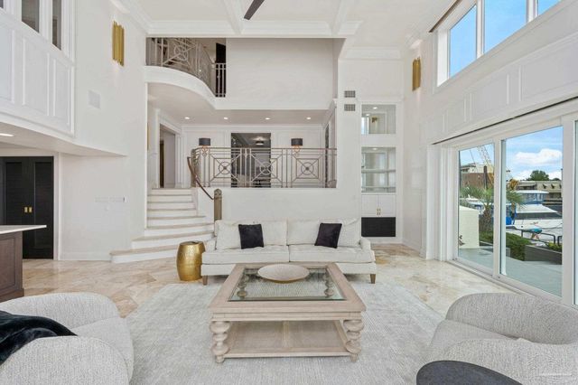 1 Port Royal Way 1&3, Pensacola, FL 32502