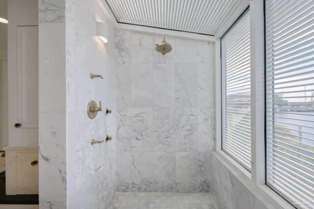 1 Port Royal Way 1&3, Pensacola, FL 32502