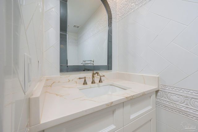 1 Port Royal Way 1&3, Pensacola, FL 32502