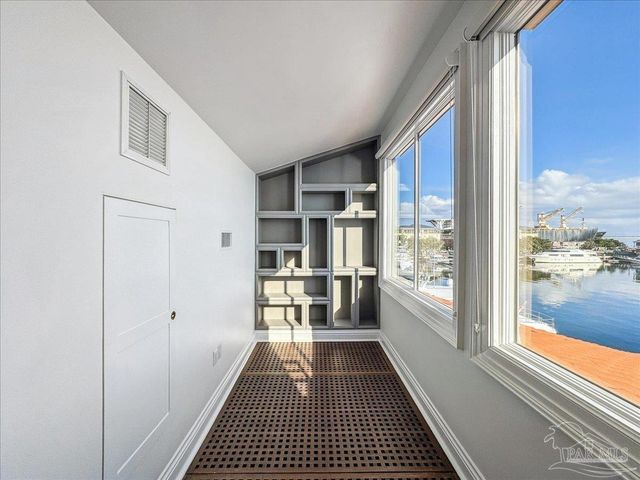 1 Port Royal Way 1&3, Pensacola, FL 32502