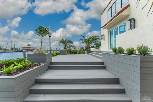 1 Port Royal Way 1&3, Pensacola, FL 32502