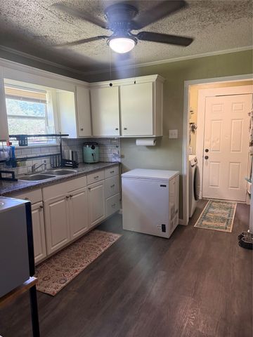 301 Cedar Street, Waco, TX 76705