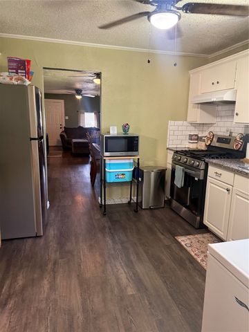 301 Cedar Street, Waco, TX 76705