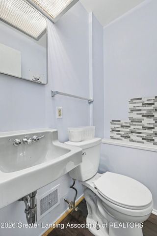 1404 Weber Drive, Lansing, MI 48912