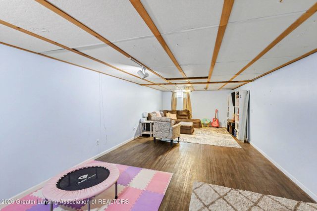 1404 Weber Drive, Lansing, MI 48912