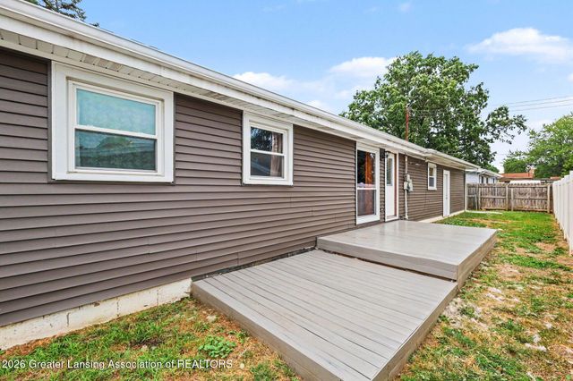 1404 Weber Drive, Lansing, MI 48912