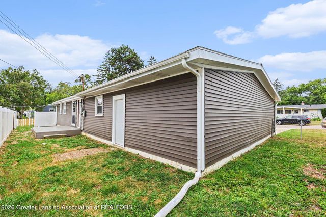 1404 Weber Drive, Lansing, MI 48912