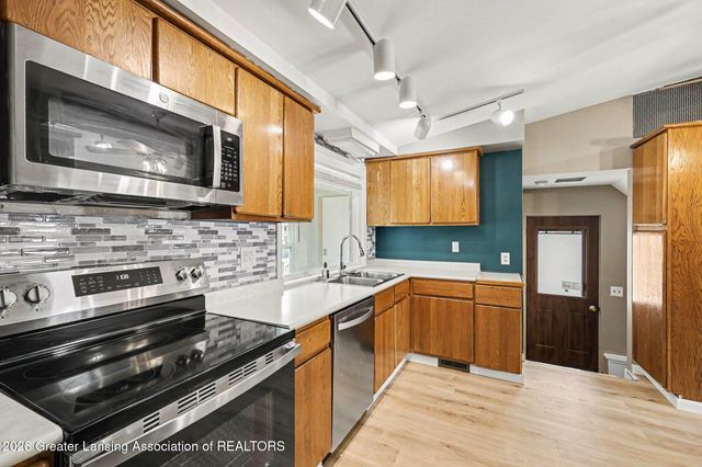 1404 Weber Drive, Lansing, MI 48912