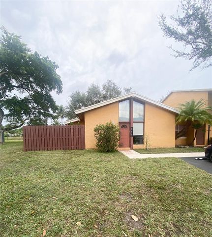 7351 W Sunrise Blvd 7351, Plantation, FL 33313