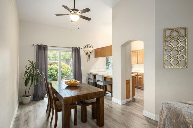 10610 N Seacrest Drive, Fresno, CA 93730