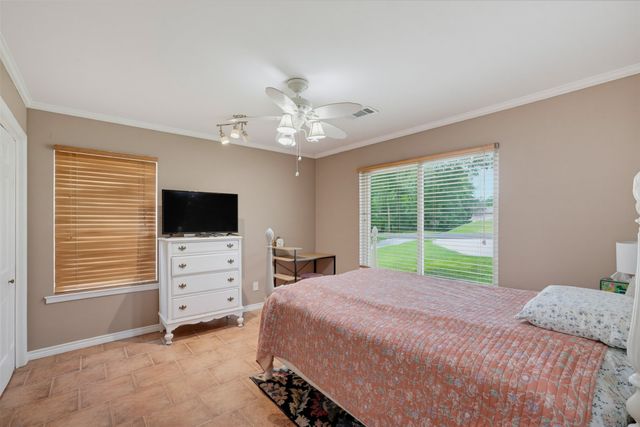 210 Yucca Drive, Weatherford, TX 76087