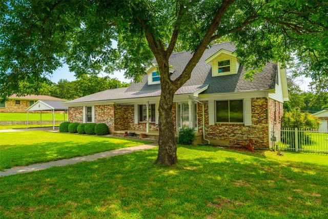 210 Yucca Drive, Weatherford, TX 76087