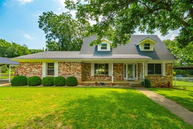 210 Yucca Drive, Weatherford, TX 76087