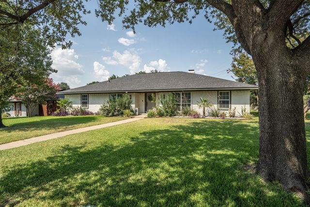 7439 Chattington Drive, Dallas, TX 75248