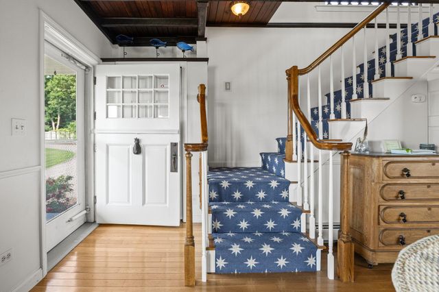 45 Seth Lane, South Yarmouth, MA 02664