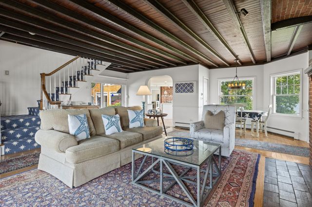 45 Seth Lane, South Yarmouth, MA 02664