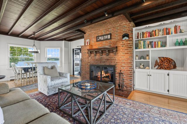 45 Seth Lane, South Yarmouth, MA 02664