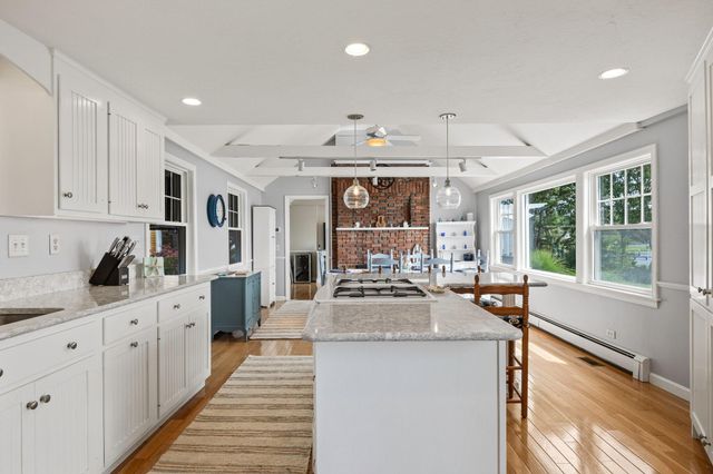 45 Seth Lane, South Yarmouth, MA 02664