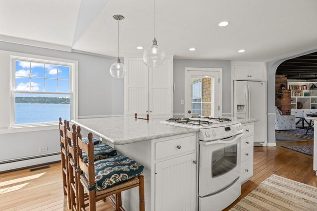 45 Seth Lane, South Yarmouth, MA 02664