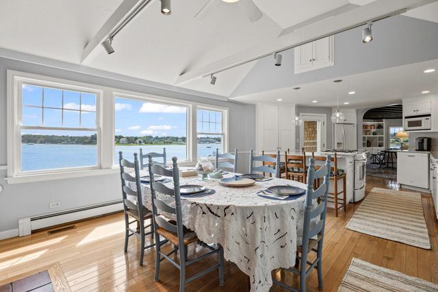 45 Seth Lane, South Yarmouth, MA 02664